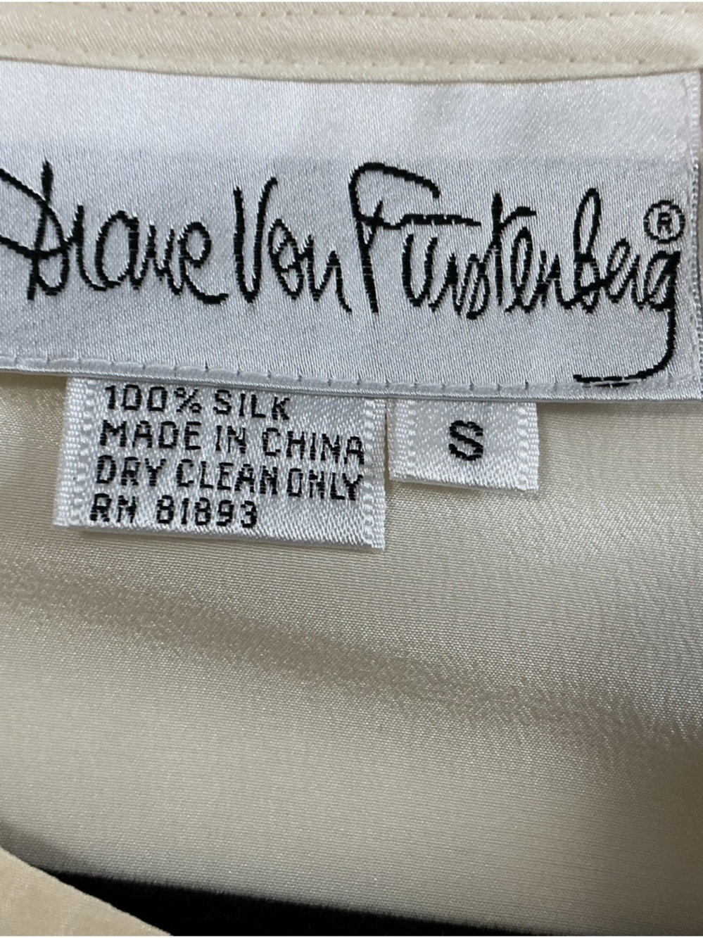 Diane Von Furstenberg Cream Silk Blouse Kentucky derby anyone? - Picture 8 of 12